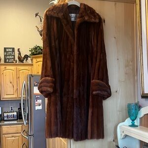 Lockwood Vintage Mid Calve Length Mink Coat Size Medium. Perfect Condition